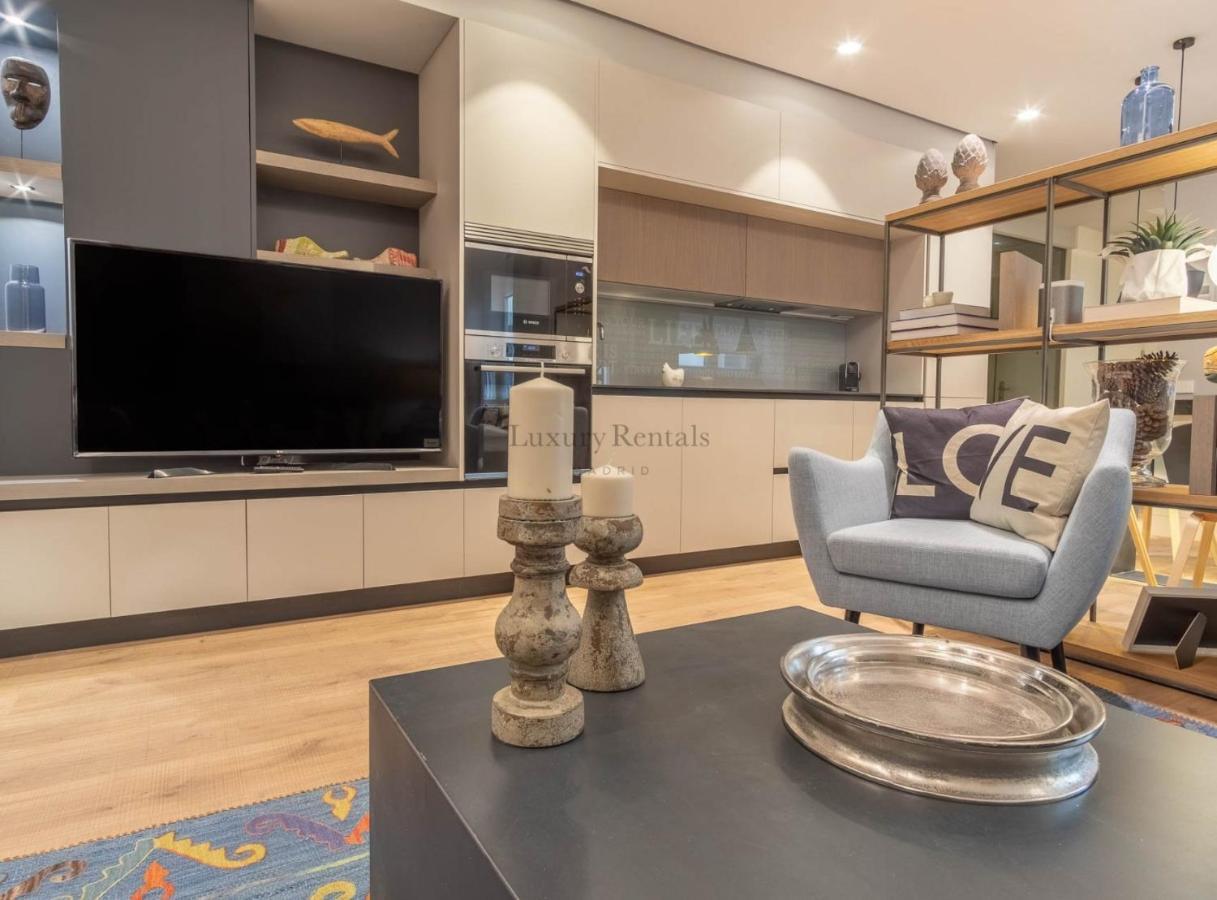 2 Bedrooms Center Pizzaro I Appartement